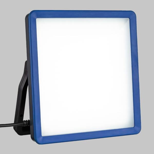 GLADIATOR SL II, 75 W, 230 V, IP54, 8.000 lm, H07RN-F, 5 m Zuleitung, 2 Steckdosen Sonlux