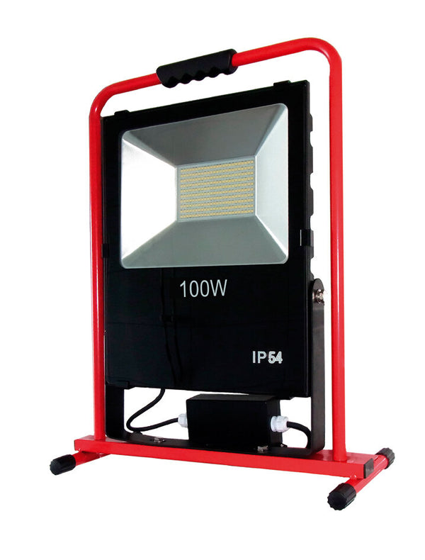 Mobiler Premium LED Strahler 100W IP54 Zuleitung JÄGER TARGET