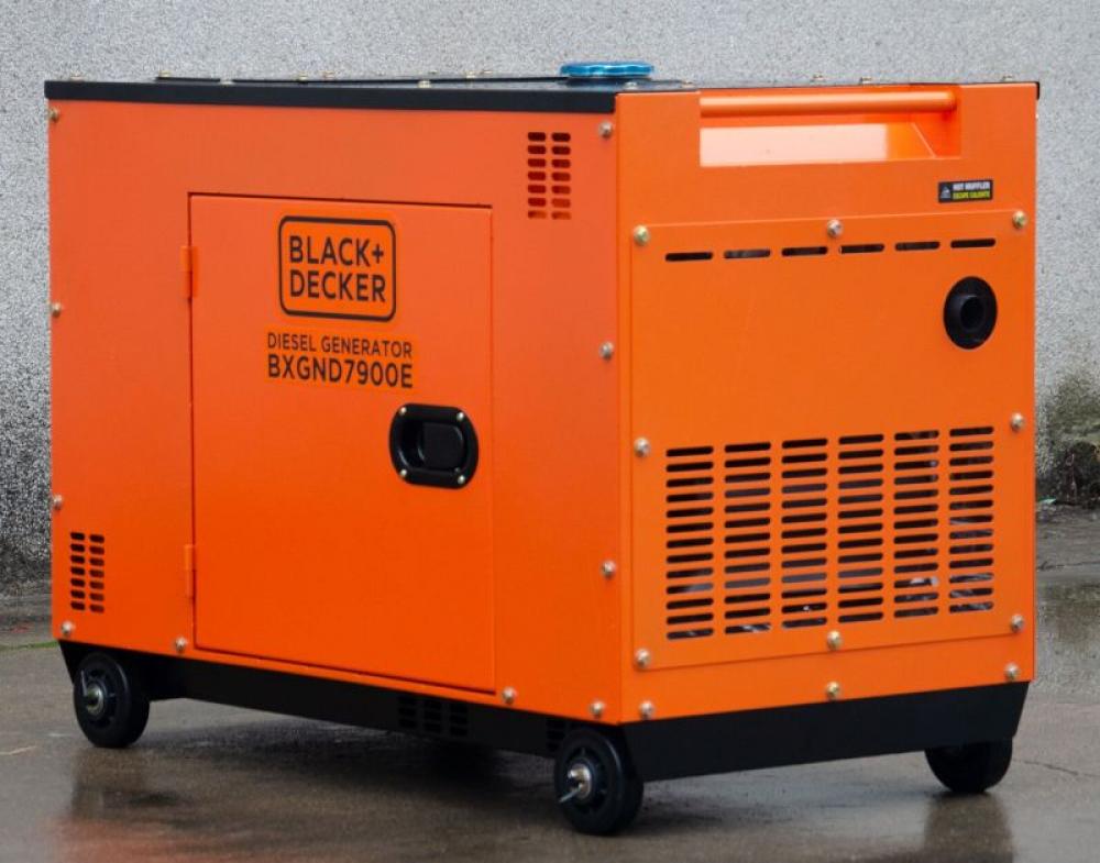 8000 Watt Black + Decker BXGND7900E Diesel Full Power 230 & 400 V AVR Stromerzeuger