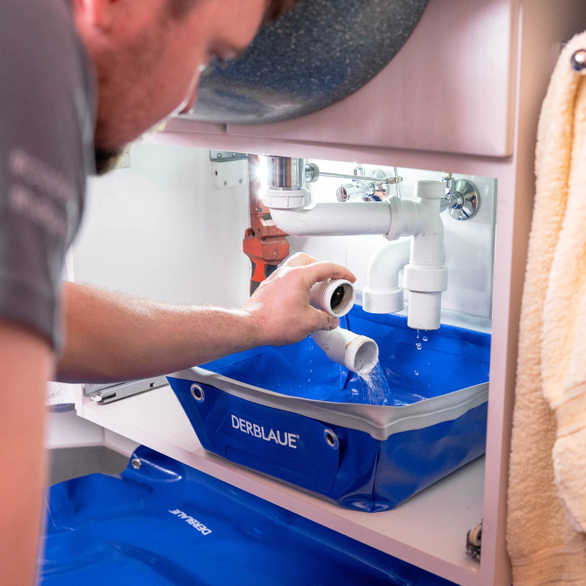 DERBLAUE® Profi-Wanne – Die faltbare Auffangwanne für jeden Handwerker DERBLAUE®