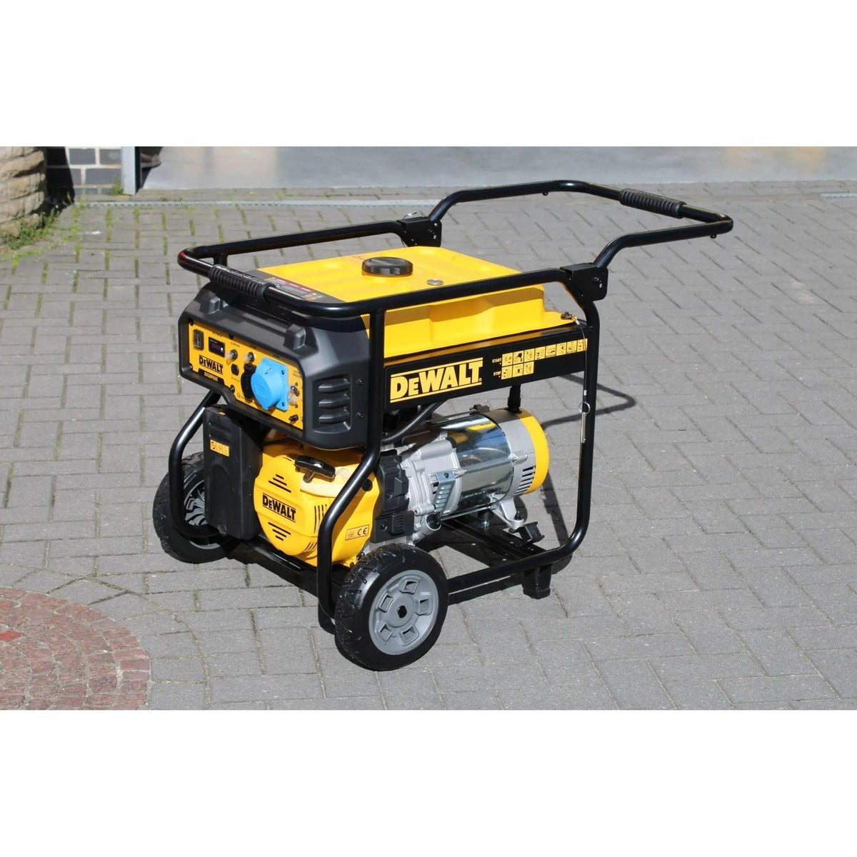 6500 Watt Benzin AVR Stromerzeuger DeWalt DXGNP65E DeWalt