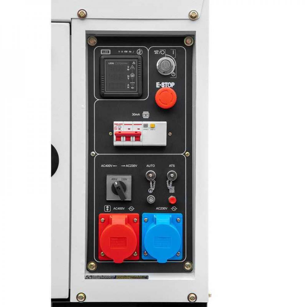 HYUNDAI 7,9 kVA DIESEL GENERATOR DHY8600SE-T DE 3-Phasig display