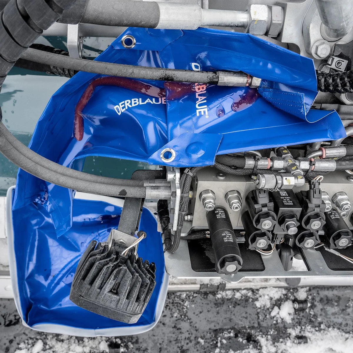 DERBLAUE® Rutsche – Die preisgekrönte Ablaufrutsche für gezieltes Flüssigkeitsleiten DERBLAUE®